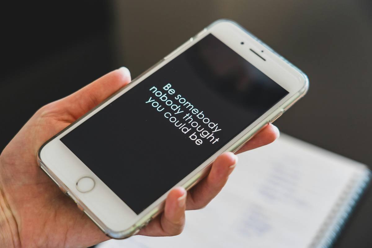 Chart showing the benefits of having river cruise insurance, including medical coverage, trip cancellation, and lost luggage protection.