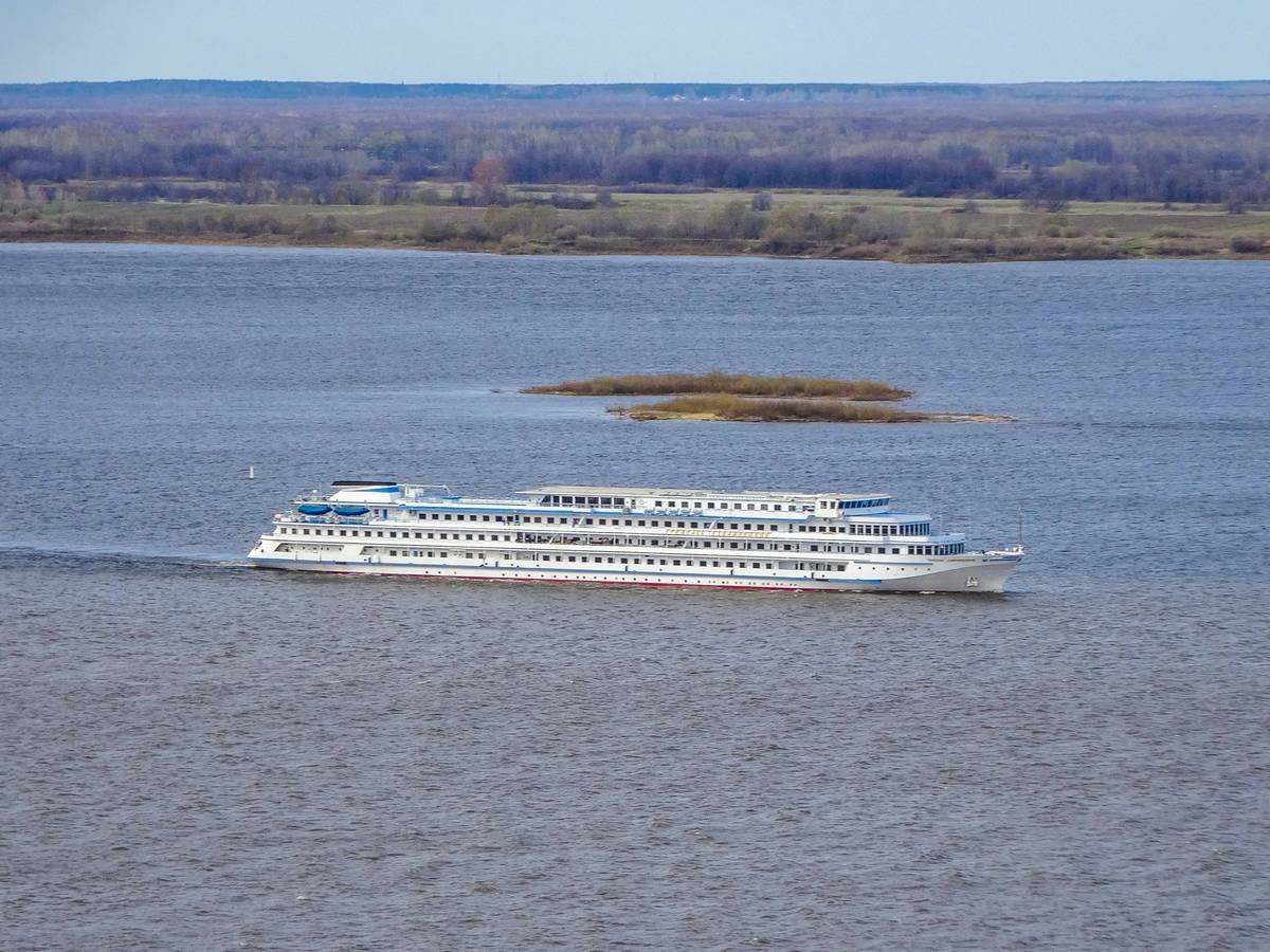 Bar chart showing 38% of denied travel insurance claims in 2023 involved river cruises misclassified by insurers