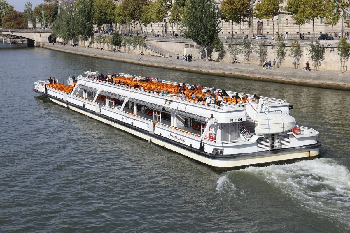 Boat Cruise Insurance: Your Lifeline When River Dreams Hit Rocky Reality