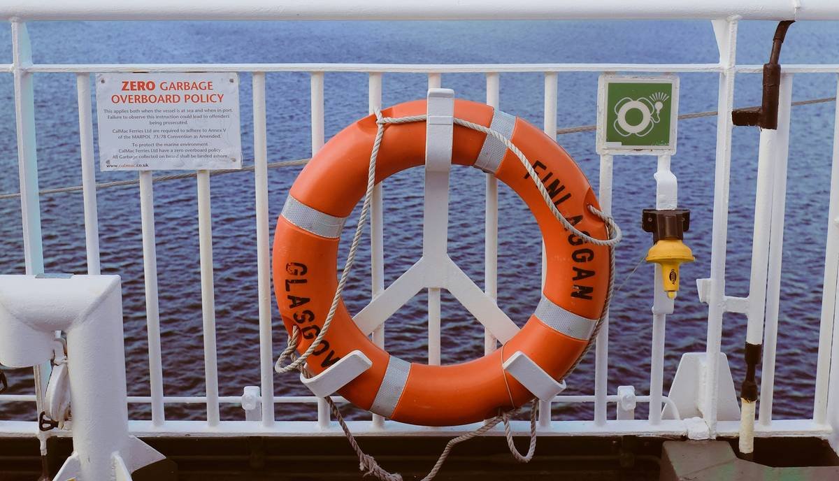 Infographic showing 72% of river cruise travelers unaware that third-party excursions are excluded from standard travel insurance policies